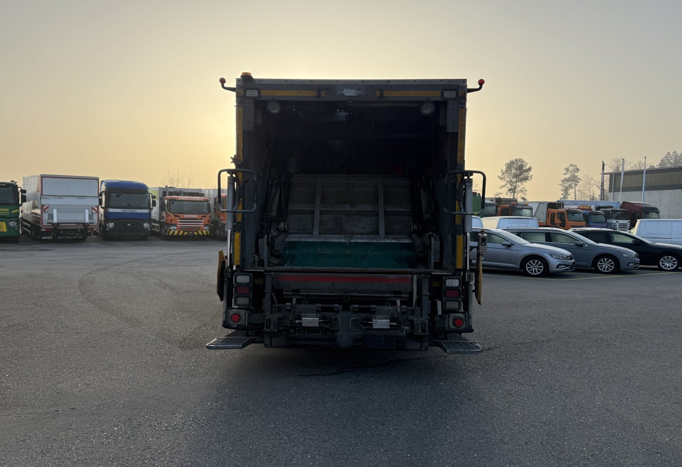 MOTO6625_2841264 vehicle image