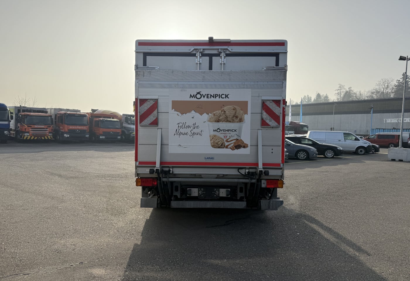 MOTO6625_2841453 vehicle image