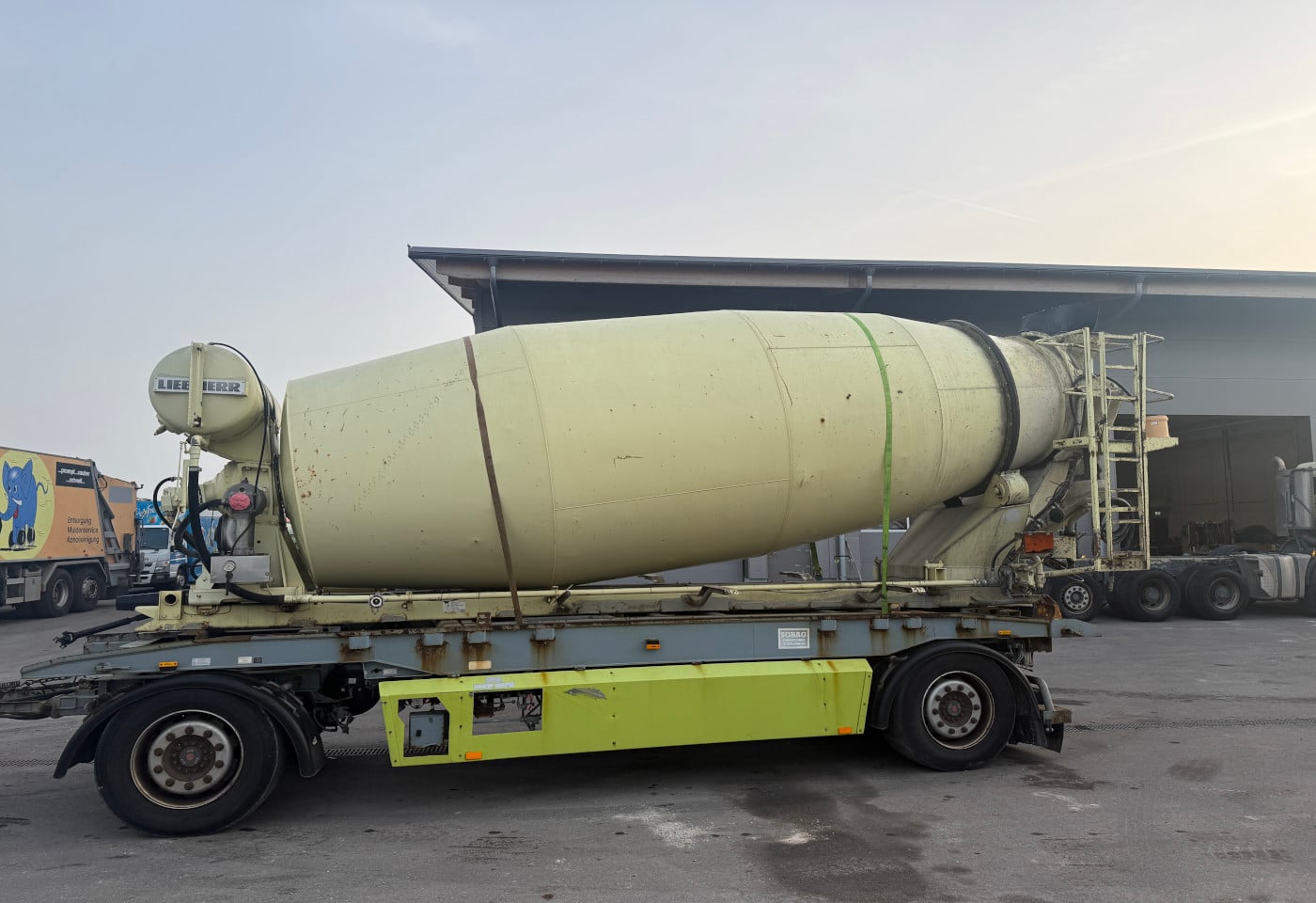 MOTO6625_2842362 vehicle image