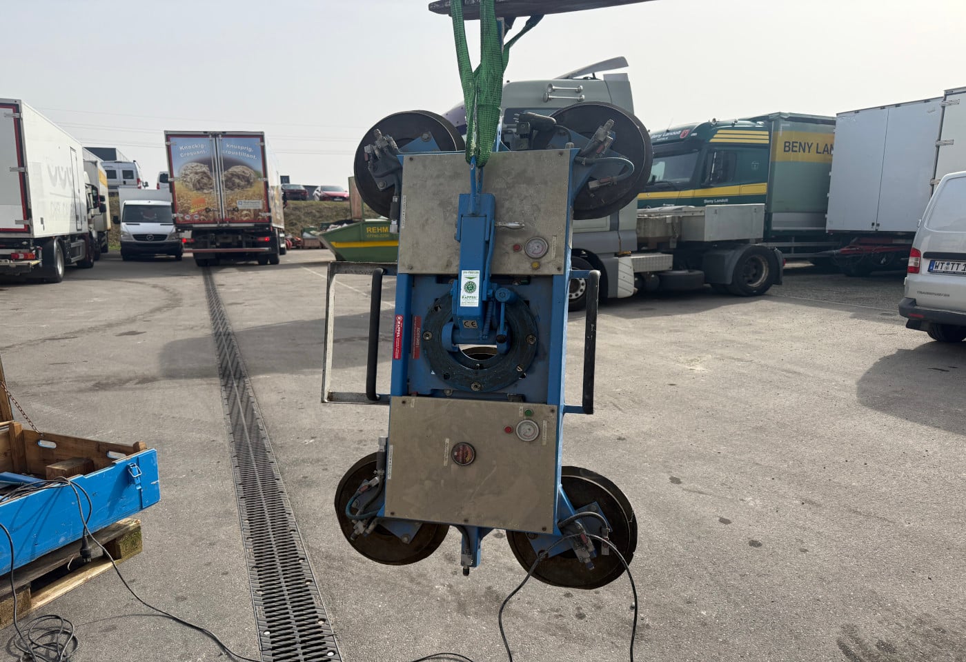 MOTO6625_2842544 vehicle image