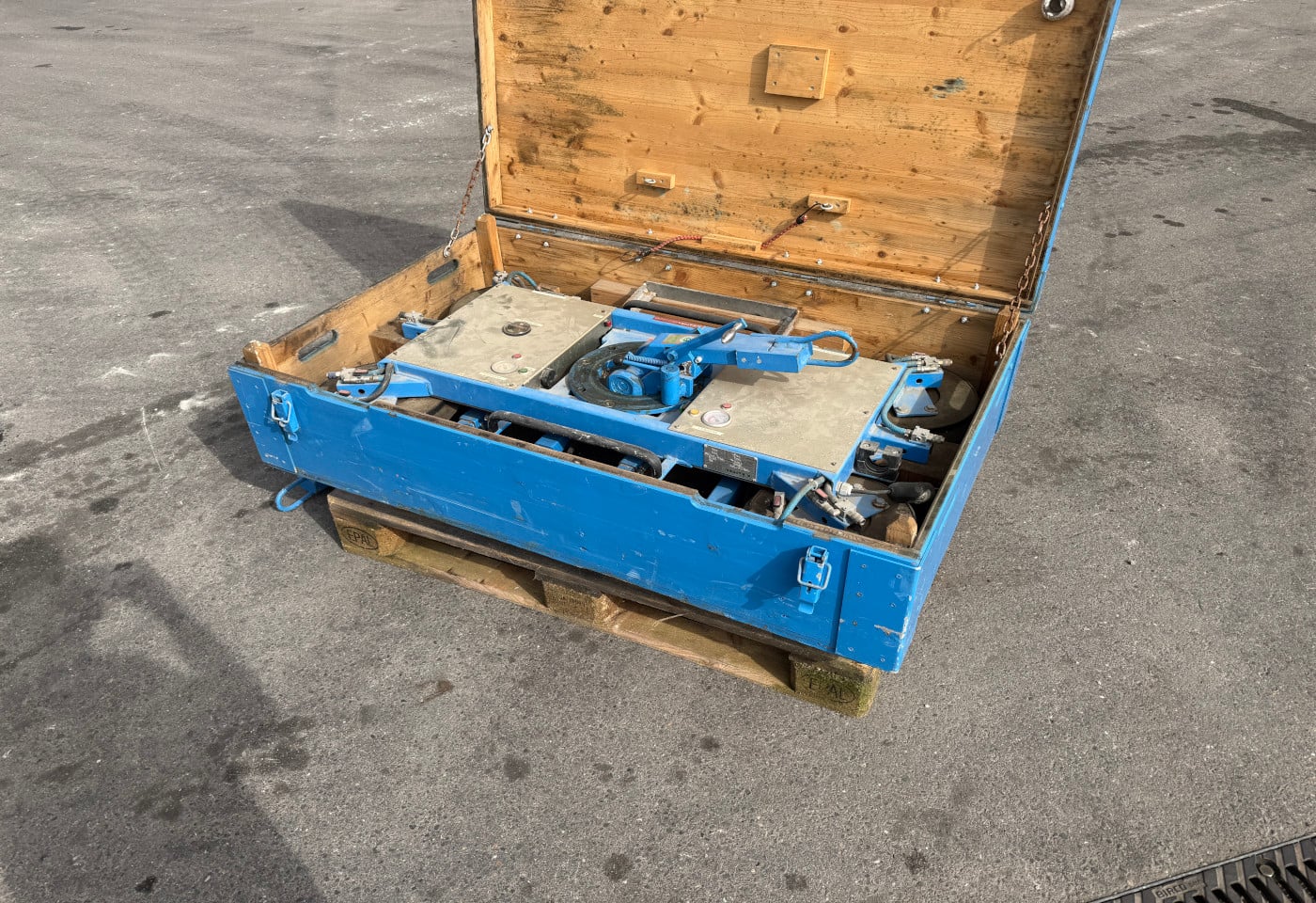 MOTO6625_2842544 vehicle image