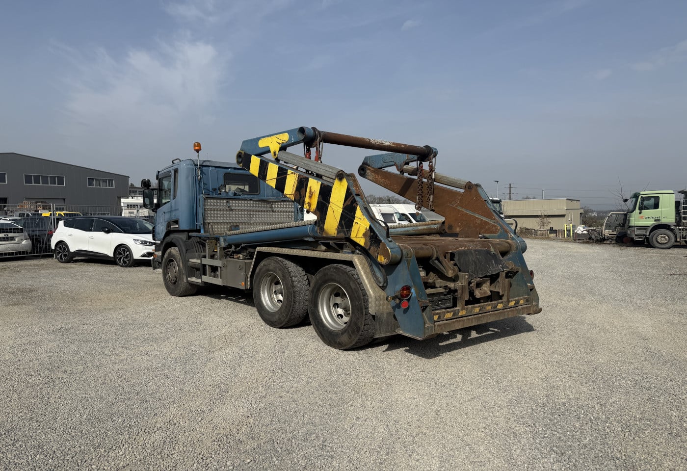 MOTO6625_2845119 vehicle image