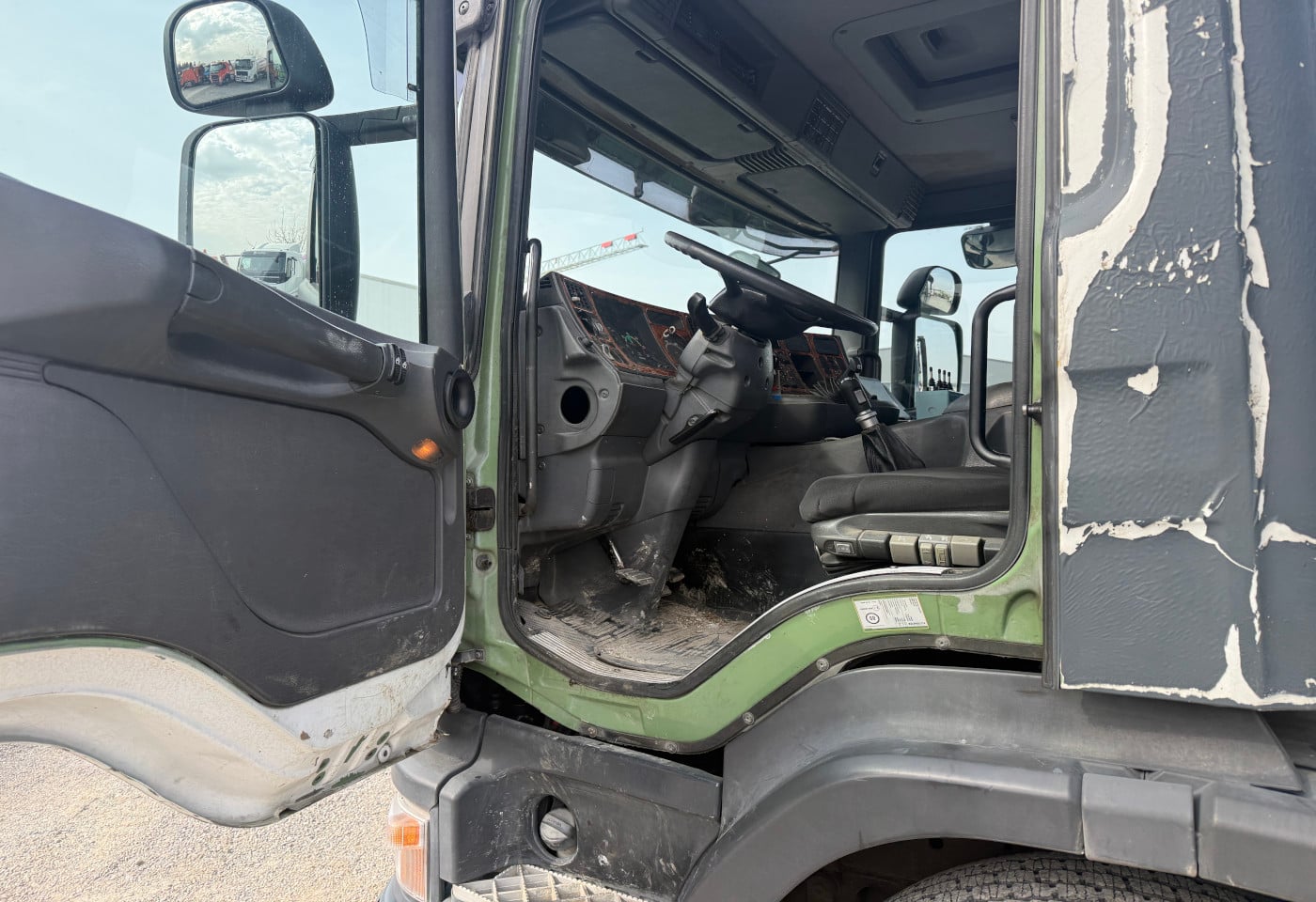 MOTO6625_2844731 vehicle image