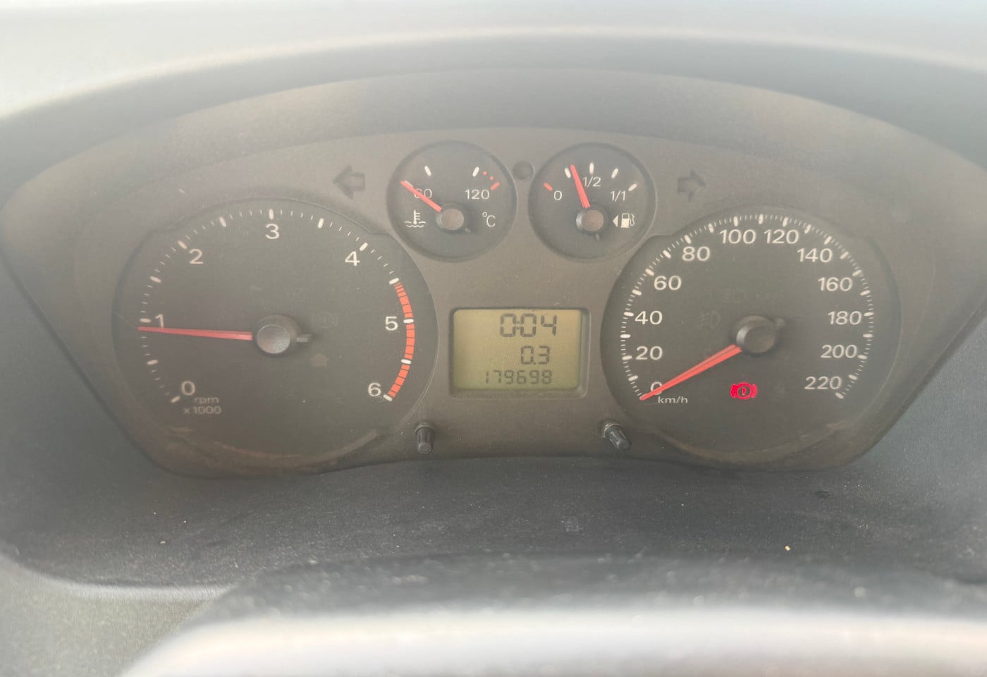 MOTO6625_2844733 vehicle image