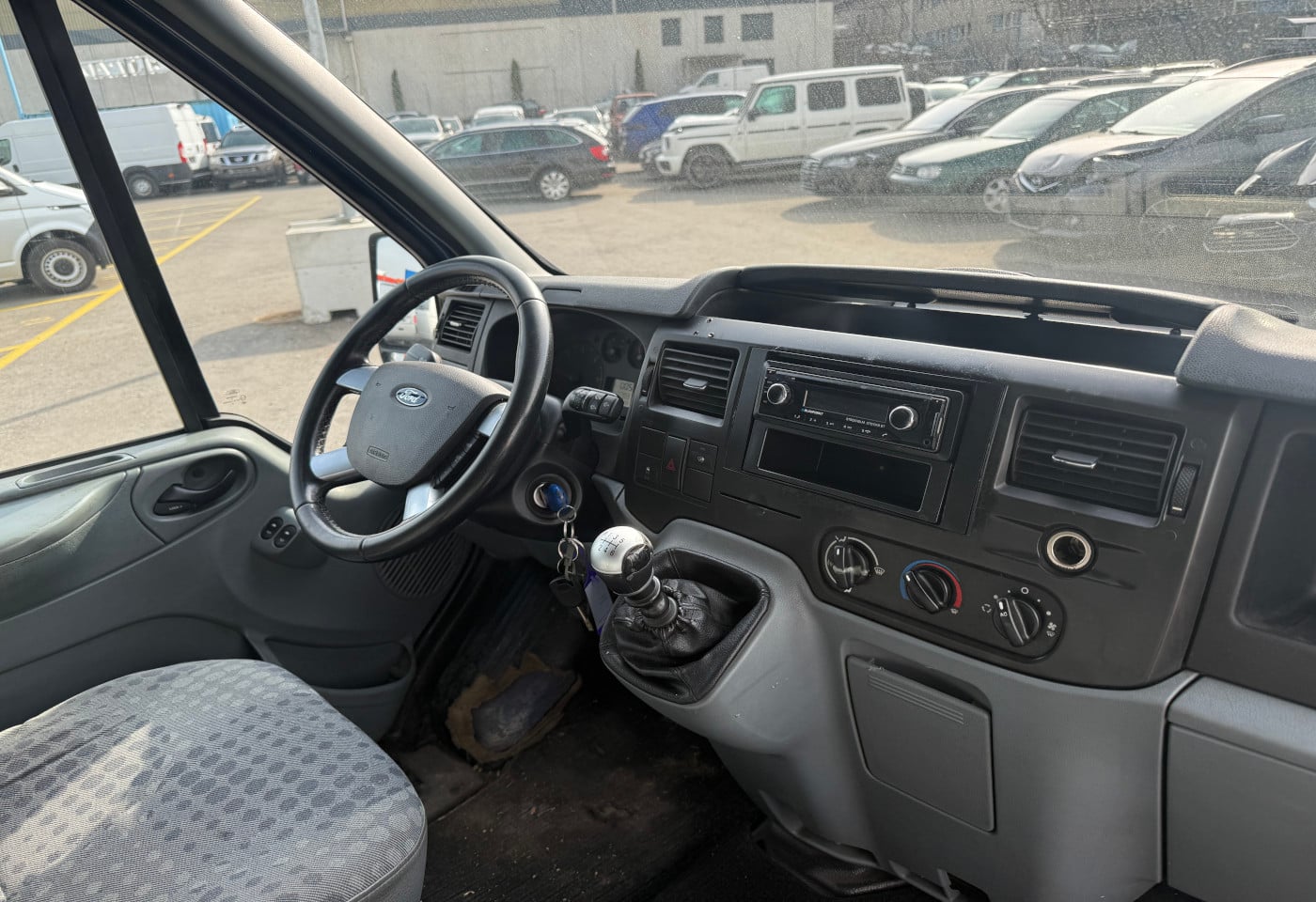 MOTO6625_2844733 vehicle image