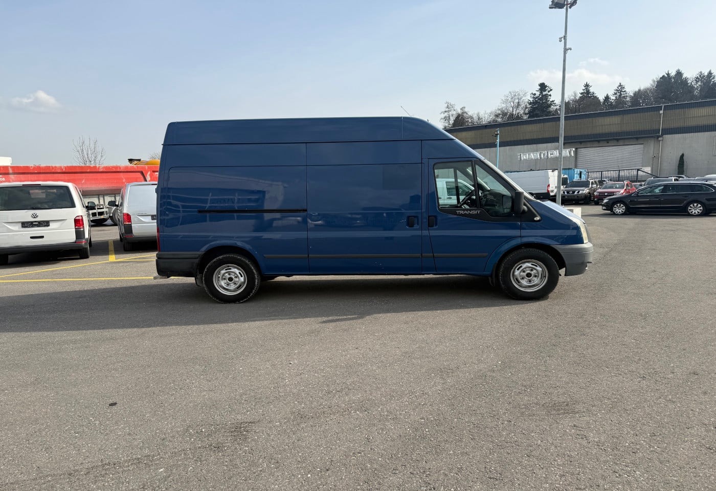 MOTO6625_2844733 vehicle image