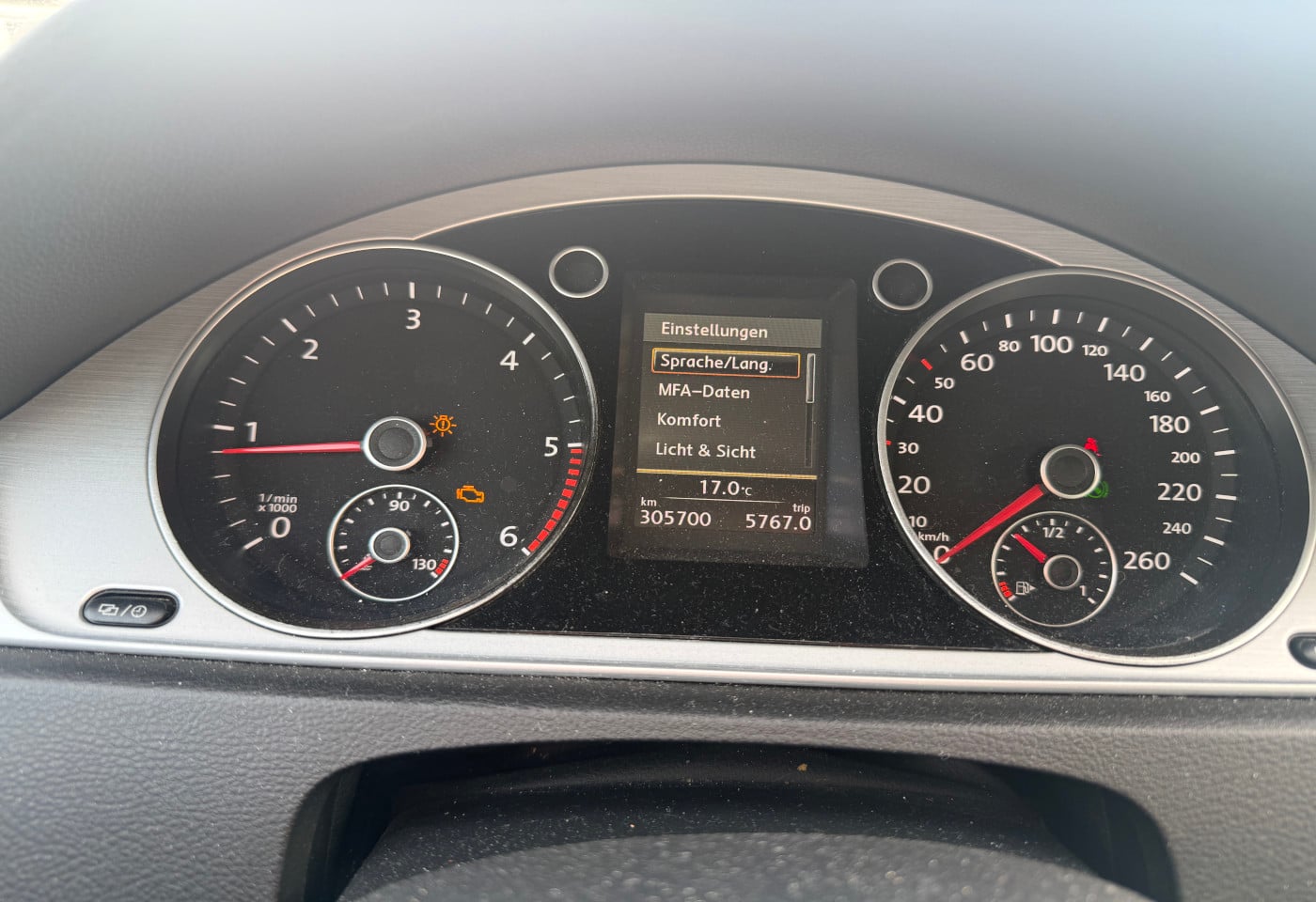 MOTO6625_2844931 vehicle image