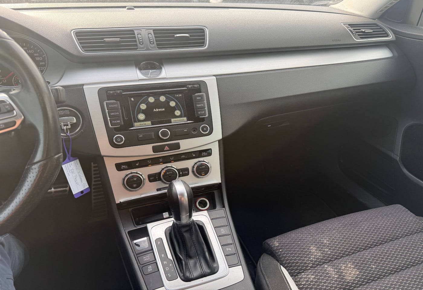 MOTO6625_2844931 vehicle image