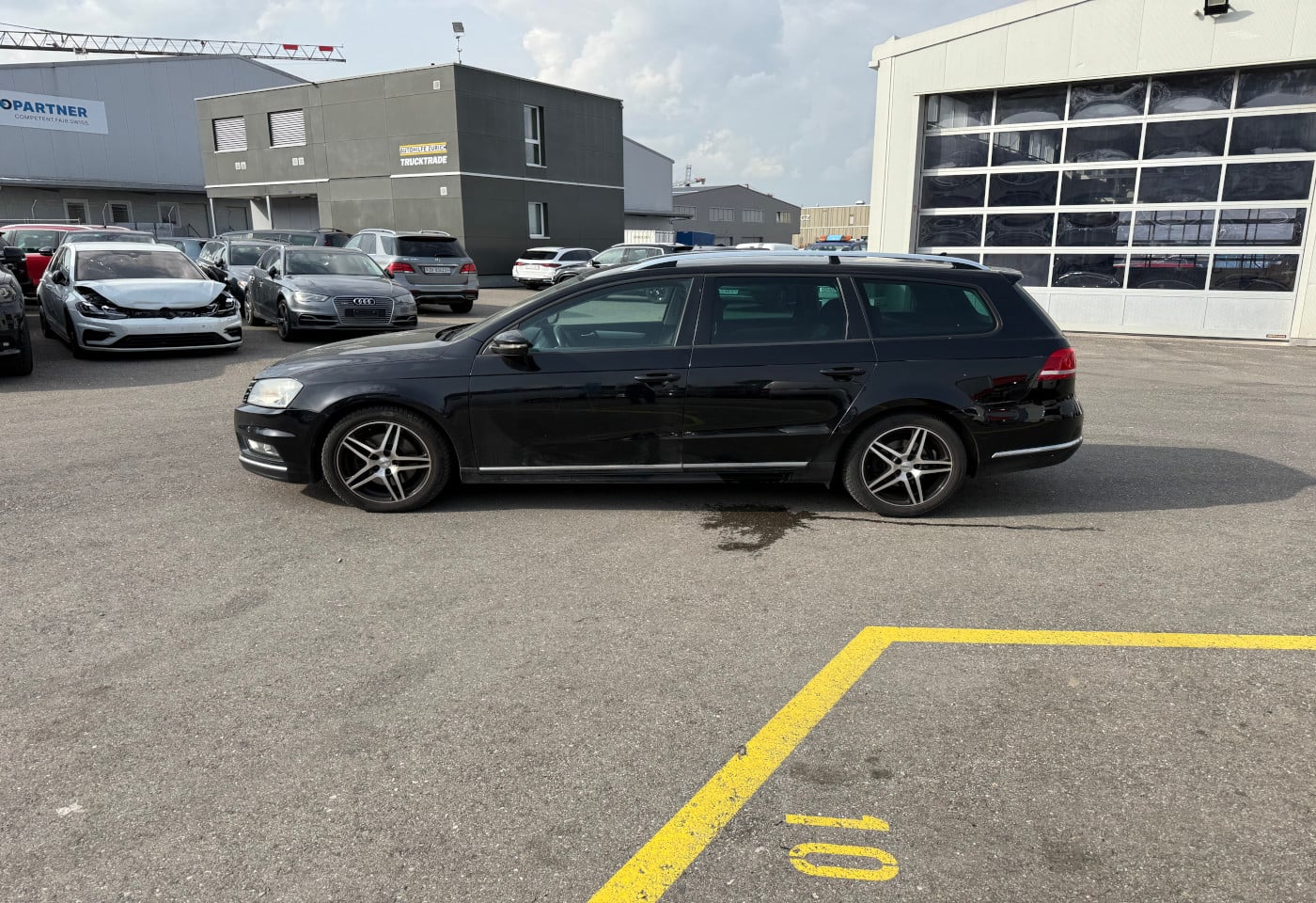 MOTO6625_2844931 vehicle image