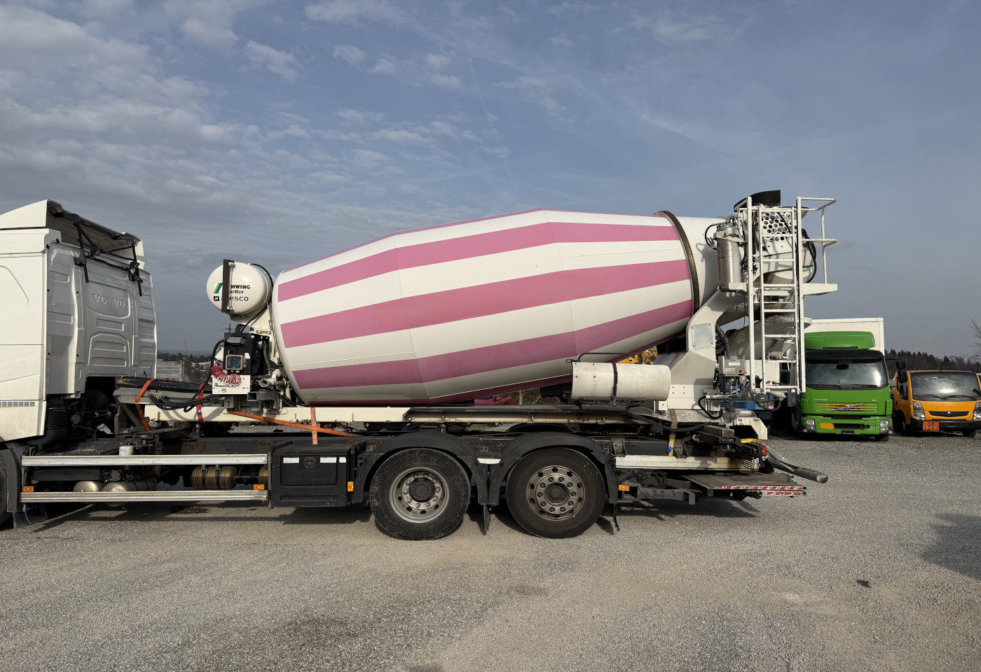 MOTO6625_2845122 vehicle image