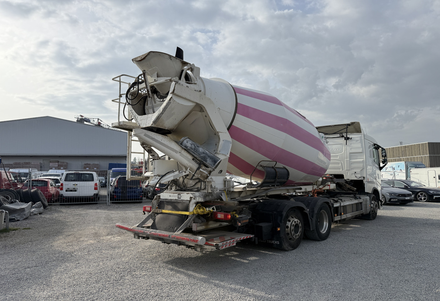 MOTO6625_2845122 vehicle image