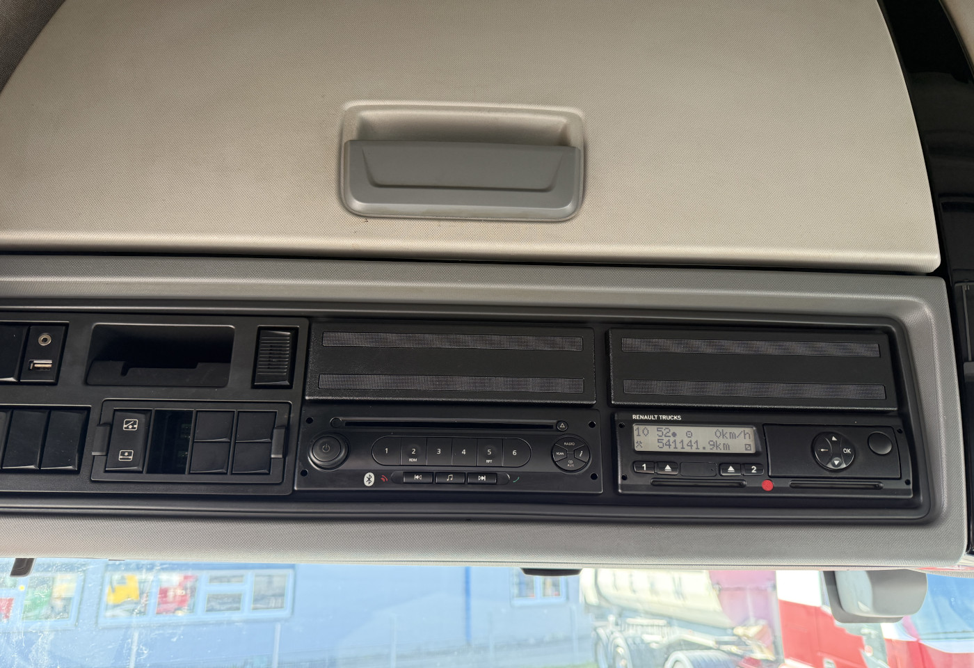 MOTO6625_2845324 vehicle image