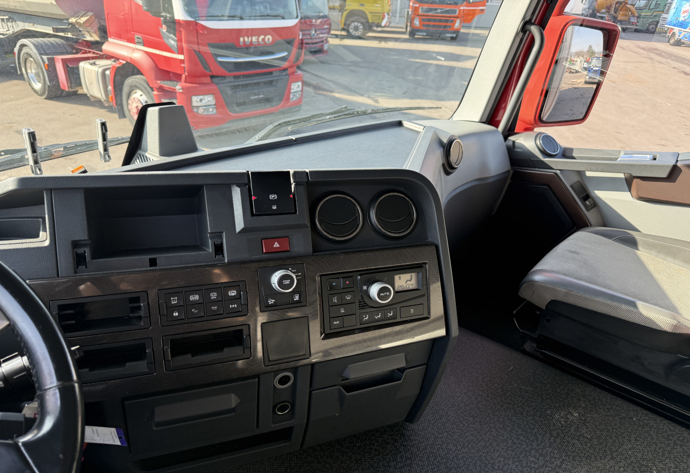 MOTO6625_2845324 vehicle image