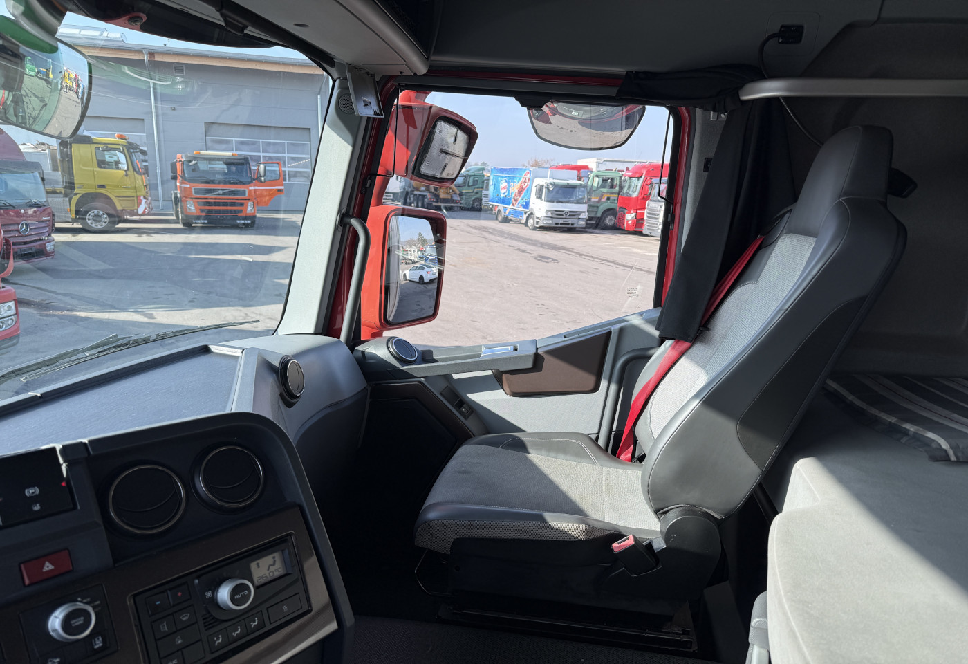 MOTO6625_2845324 vehicle image