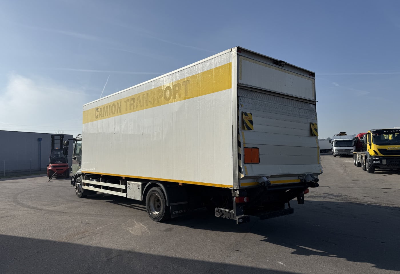 MOTO6625_2845671 vehicle image