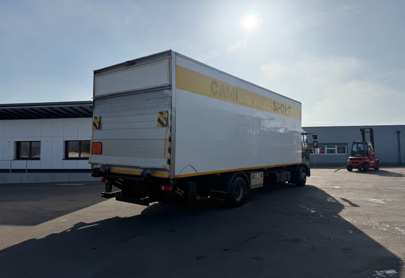 MOTO6625_2845671 vehicle image