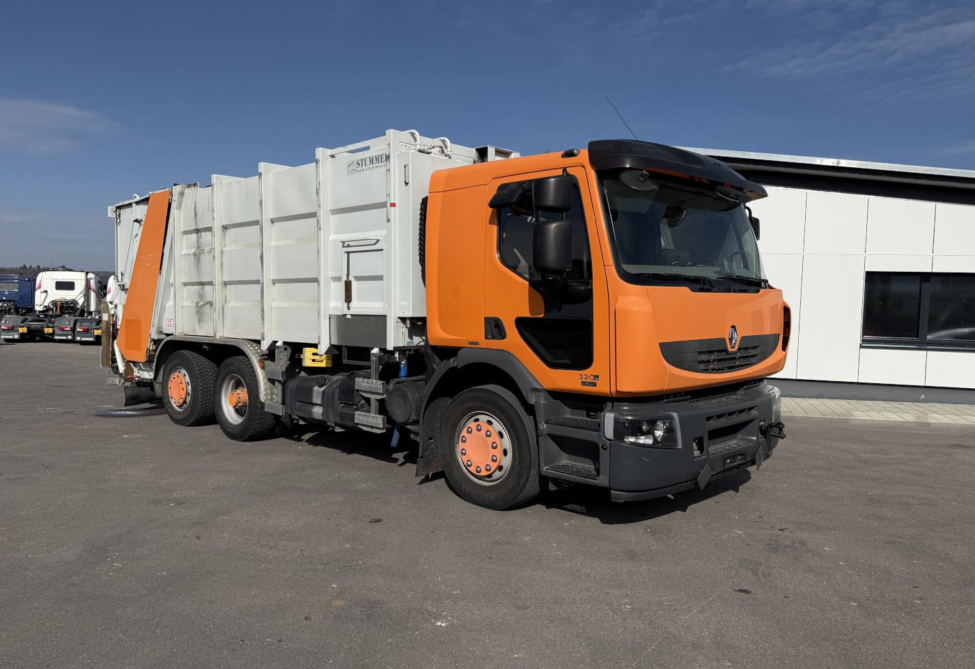 MOTO6625_2845672 vehicle image