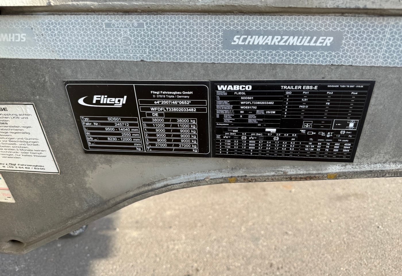 MOTO6625_2845673 vehicle image