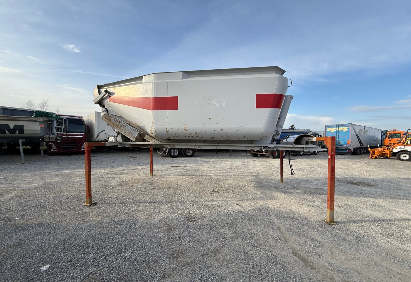 MOTO6625_2846268 vehicle image