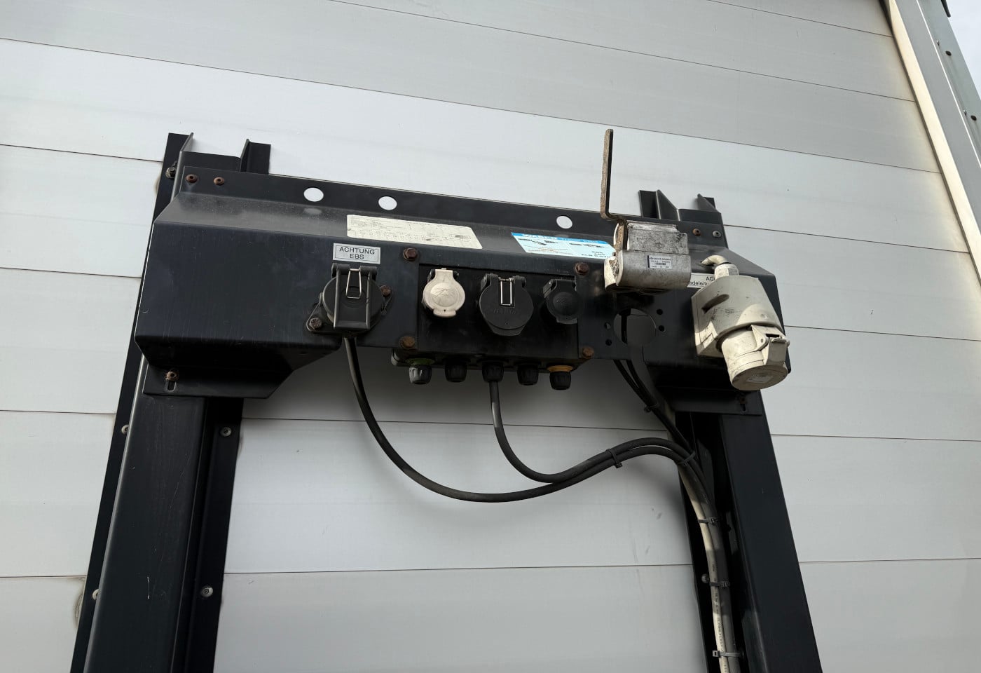 MOTO6625_2846271 vehicle image