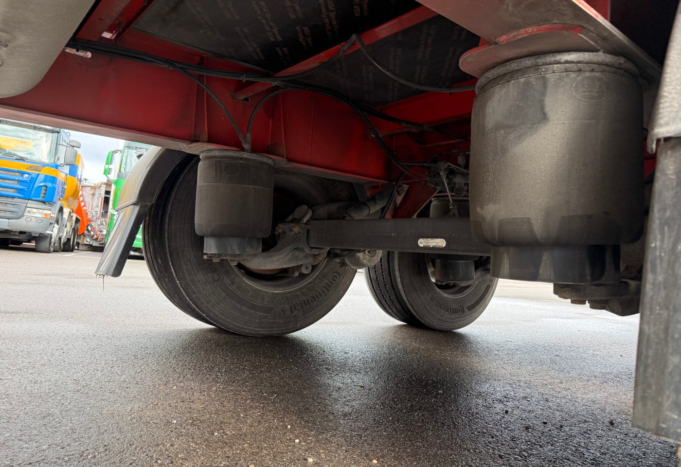 MOTO6625_2846271 vehicle image