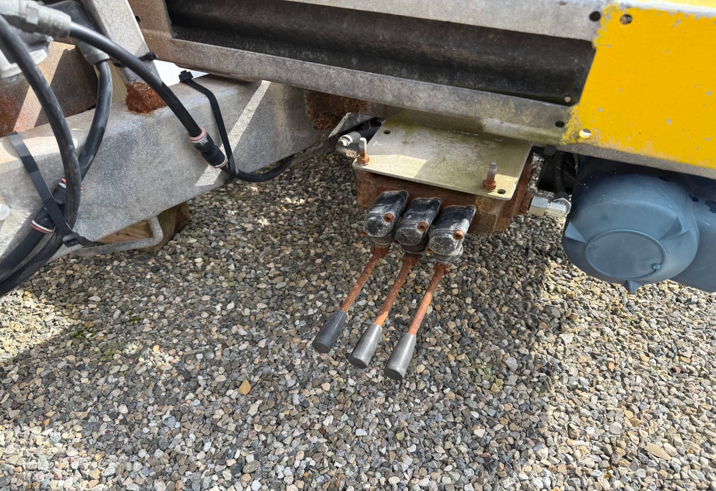 MOTO6625_2846678 vehicle image