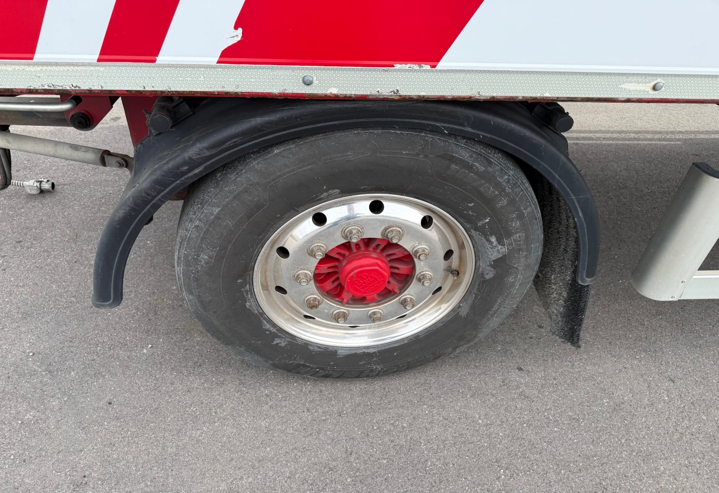 MOTO6625_2846680 vehicle image