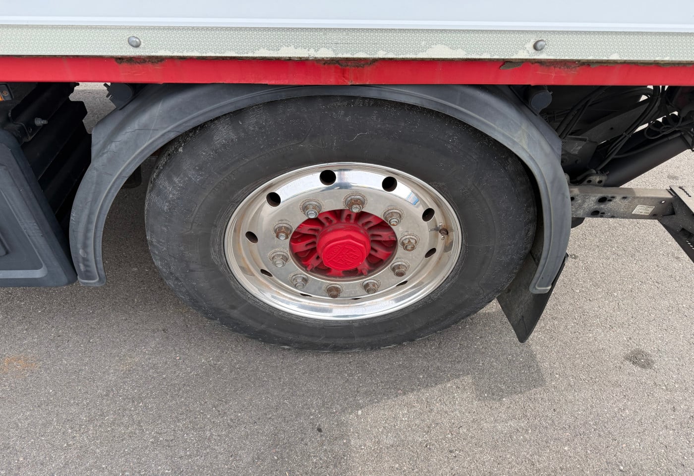 MOTO6625_2846680 vehicle image