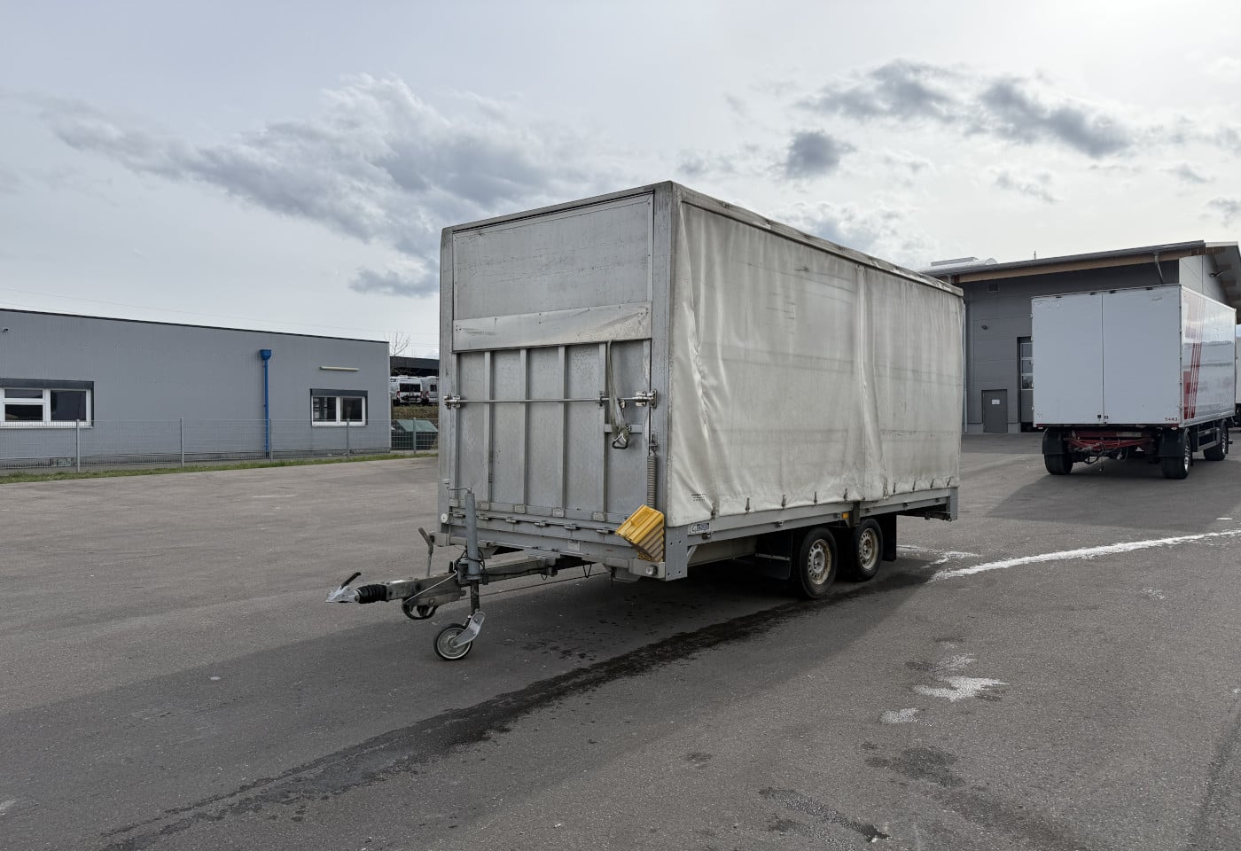 MOTO6625_2846477 vehicle image