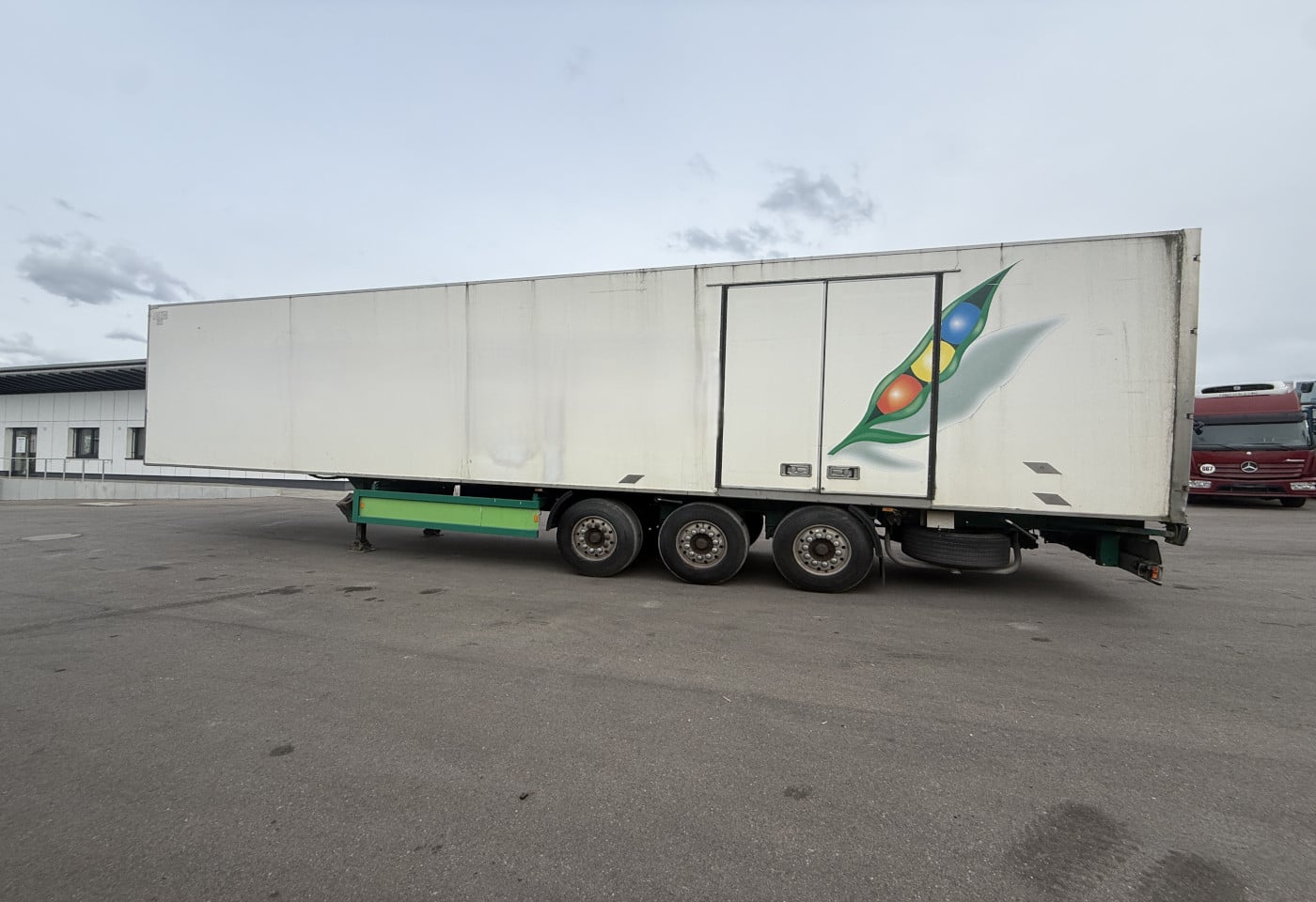 MOTO6625_2846479 vehicle image