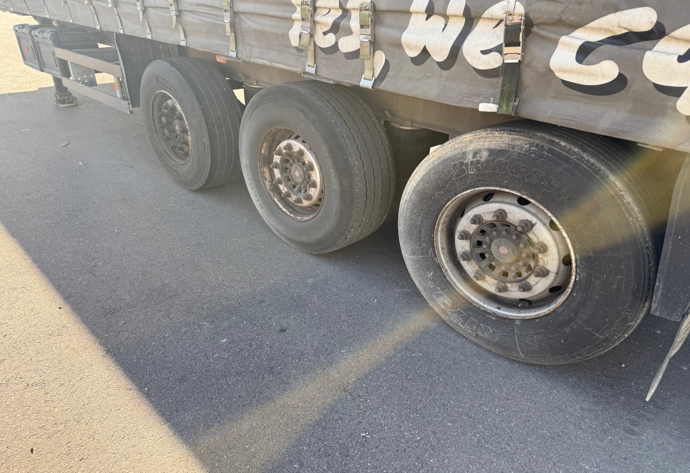 MOTO6625_2847764 vehicle image