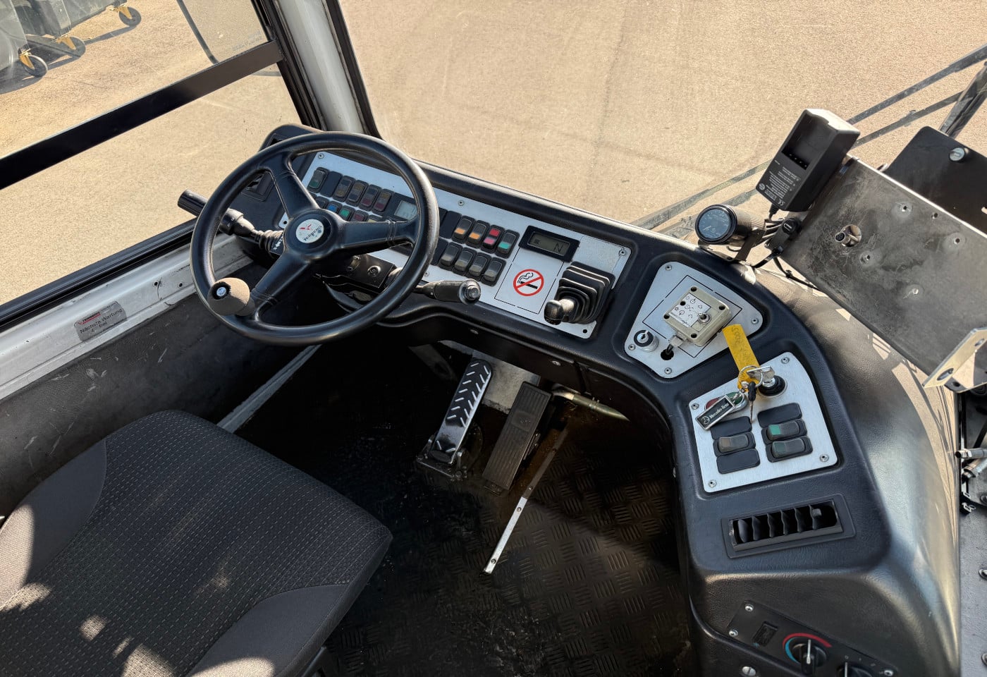 MOTO6625_2847766 vehicle image