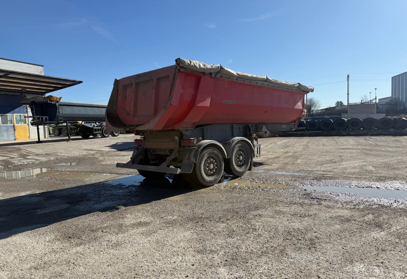 MOTO6625_2854357 vehicle image