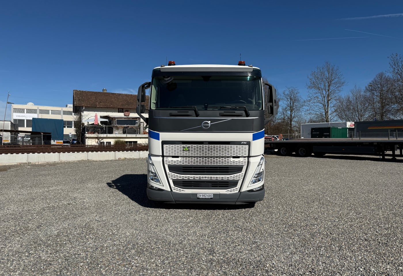 MOTO6625_2849227 vehicle image