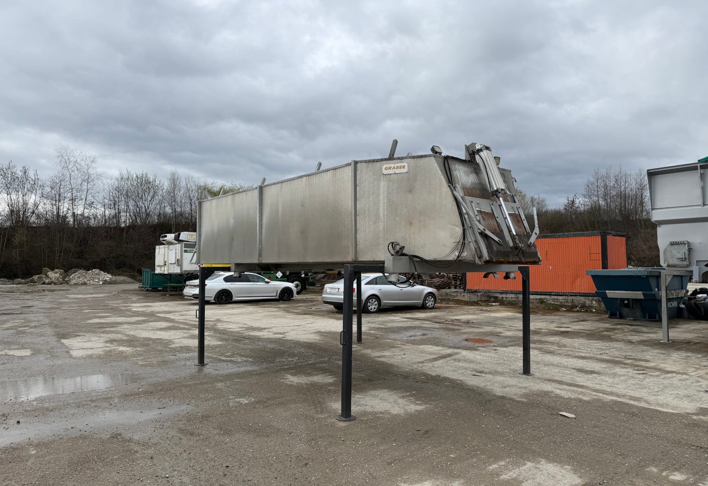 MOTO6625_2855304 vehicle image