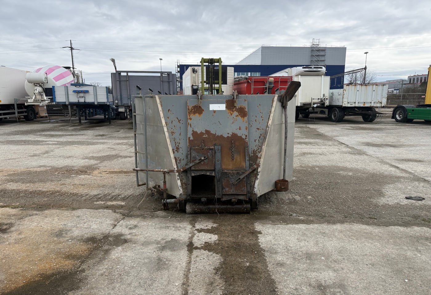 MOTO6625_2853145 vehicle image