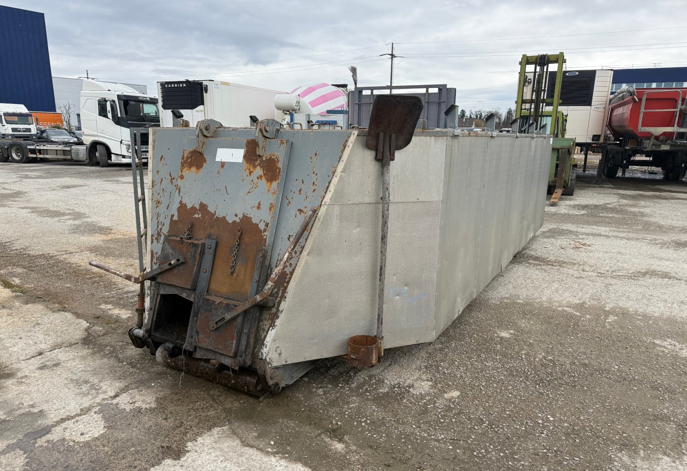 MOTO6625_2853145 vehicle image