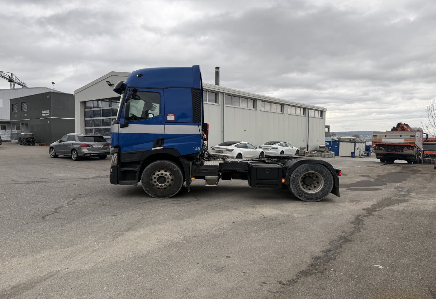 MOTO6625_2852227 vehicle image