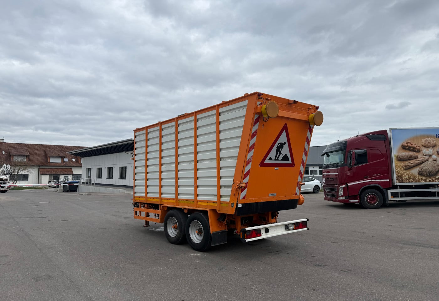 MOTO6625_2856440 vehicle image