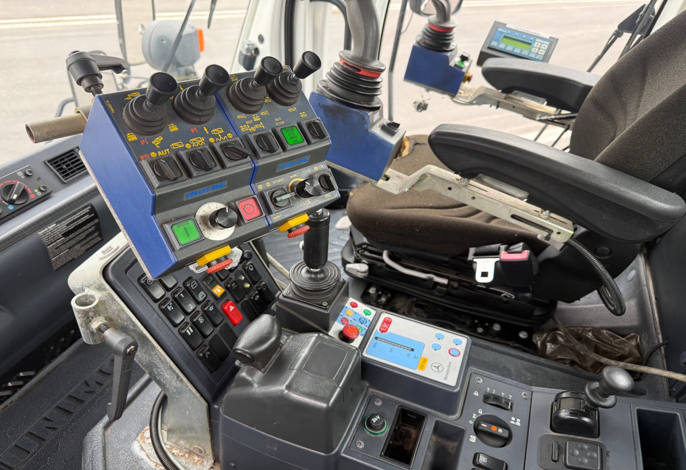 MOTO6625_2853838 vehicle image