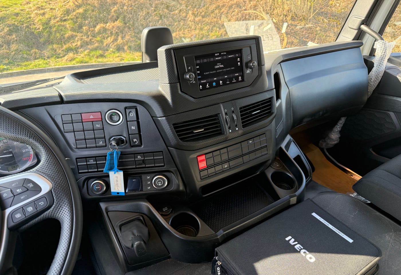 MOTO6625_2854844 vehicle image