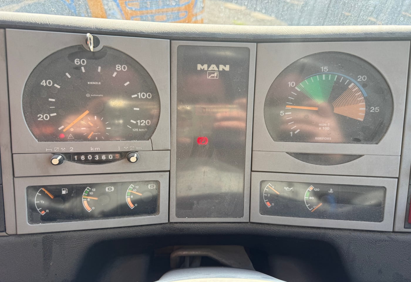 MOTO6625_2855074 vehicle image