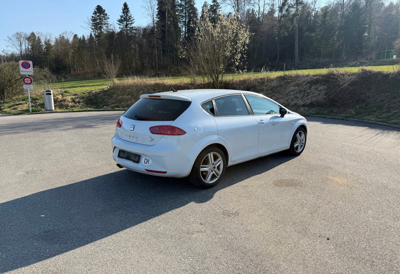 MOTO6625_2859499 vehicle image