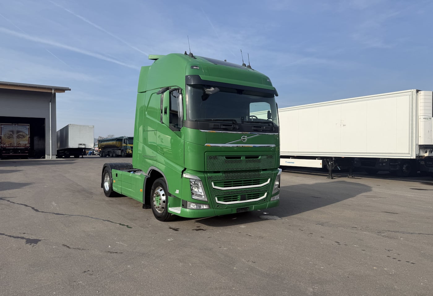 MOTO6625_2860746 vehicle image