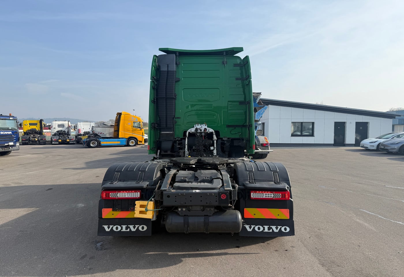 MOTO6625_2860746 vehicle image