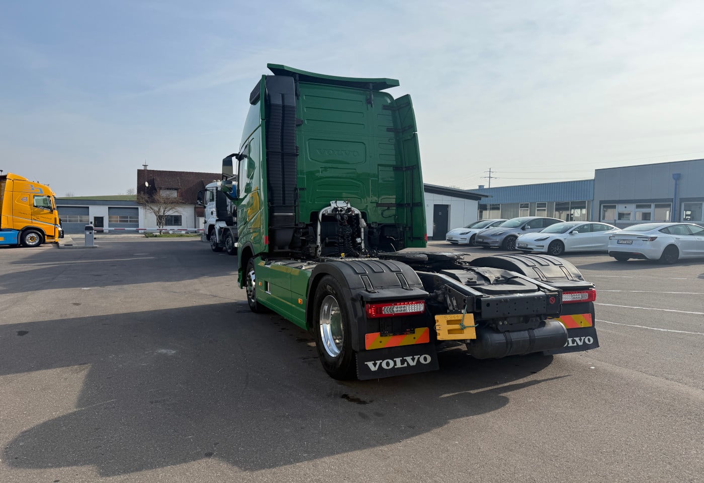 MOTO6625_2860746 vehicle image