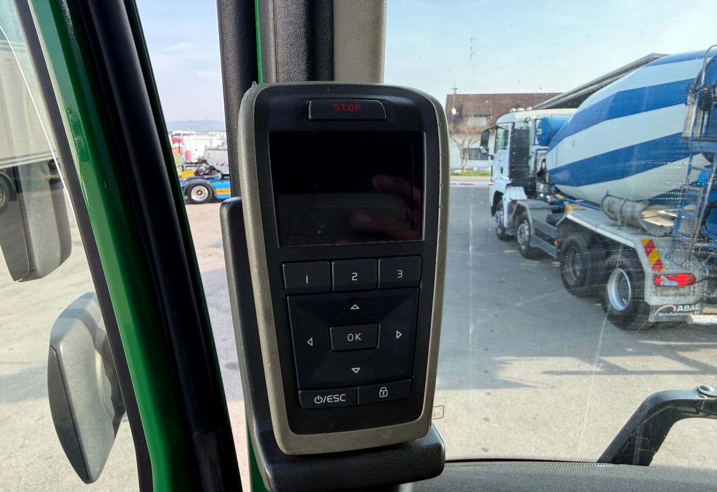 MOTO6625_2860746 vehicle image