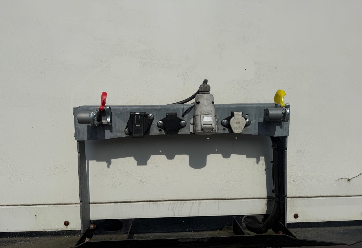 MOTO6625_2863973 vehicle image