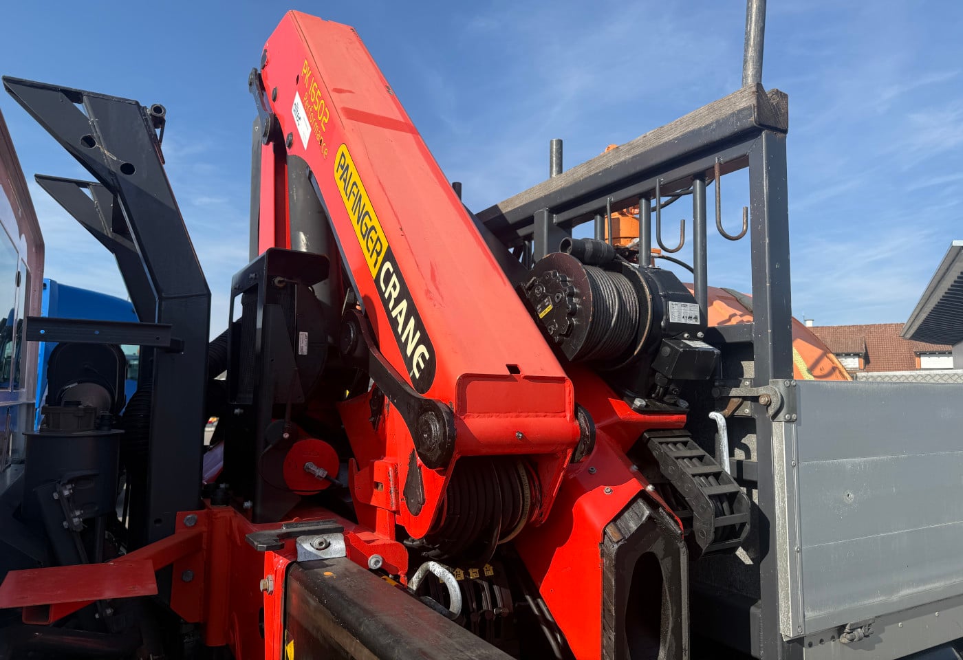 MOTO6625_2866368 vehicle image