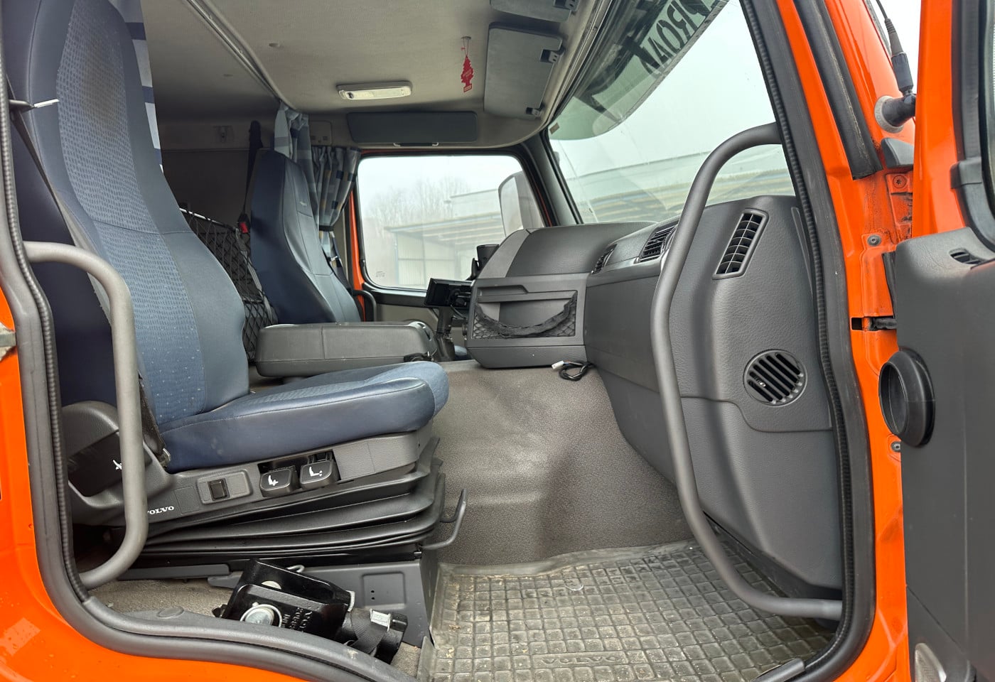 MOTO6625_2839706 vehicle image